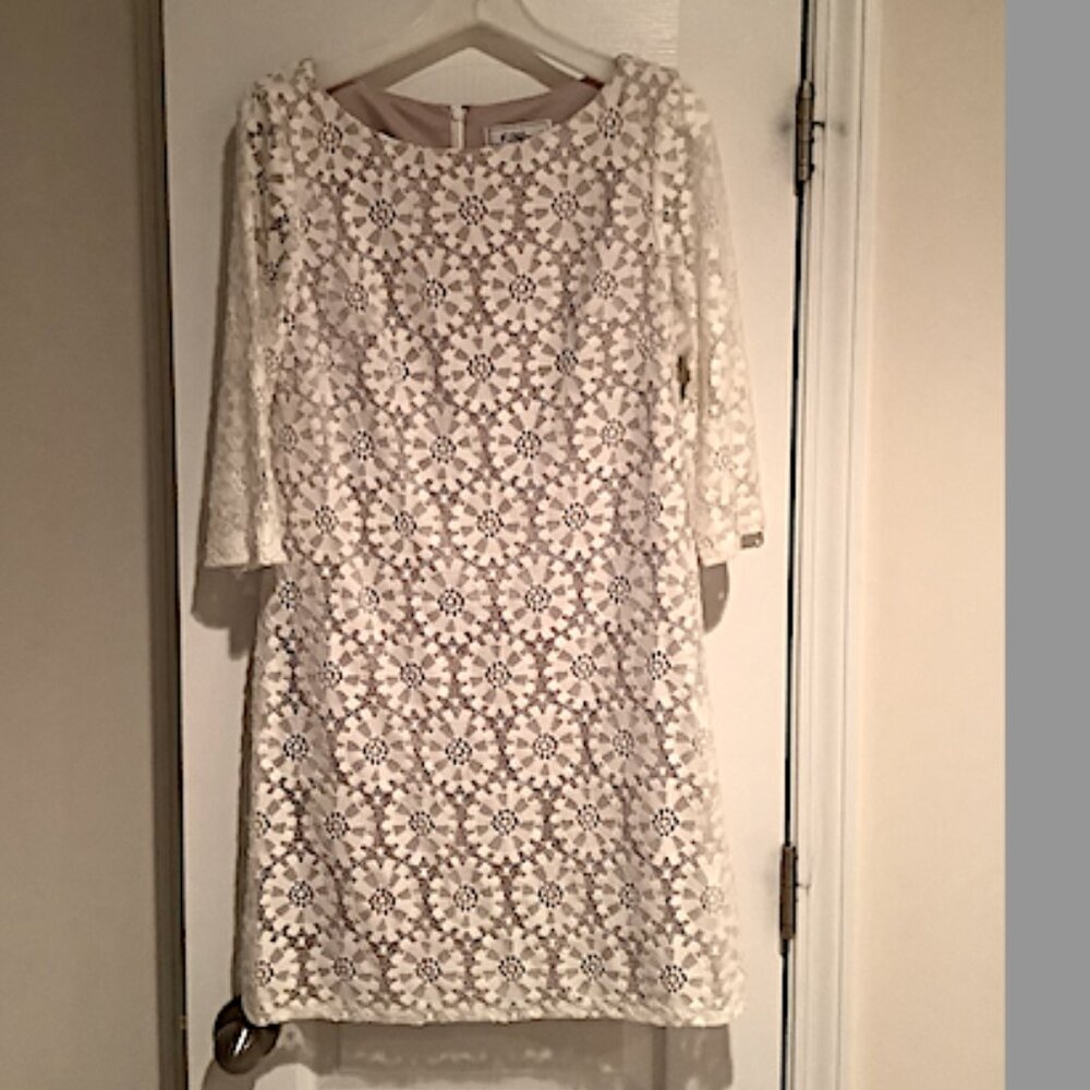Jessica Howard Two-toned Cream Lace Dress